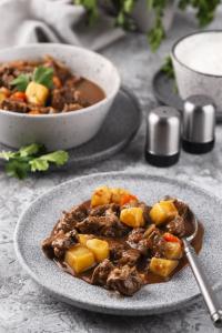 delicious-goulash-ready-dinner (2)